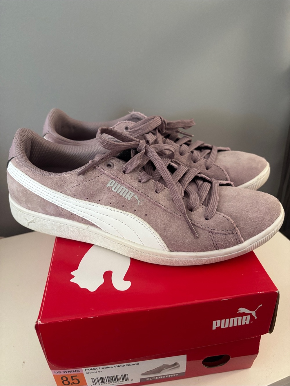 Puma Suede Sneakers in Mauve with White Formstrip
